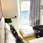 Besotel Mettmann- 20 2 Standorte 35 Schlafzimmer 29 Badezimmer 52 Betten Fuer 73 Gaeste Apart-hotel 4*
