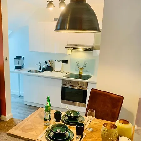 Besotel Mettmann- 20 2 Standorte 35 Schlafzimmer 29 Badezimmer 52 Betten Fuer 73 Gaeste 4* Mettmann