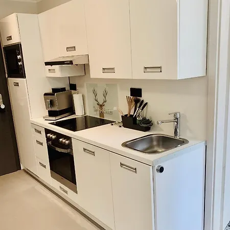 Besotel Mettmann- 20 2 Standorte 35 Schlafzimmer 29 Badezimmer 52 Betten Fuer 73 Gaeste 4* Mettmann