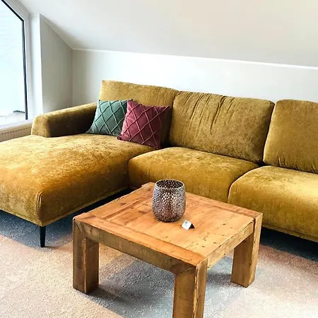 Besotel Mettmann-schicke Oder Nähe Golfplatz Gruiten Und Neandertal Mit Glasfaser Wlan Und Parkplatz-viele Schlafzimmer Mit Bad En Aparthotel 4*