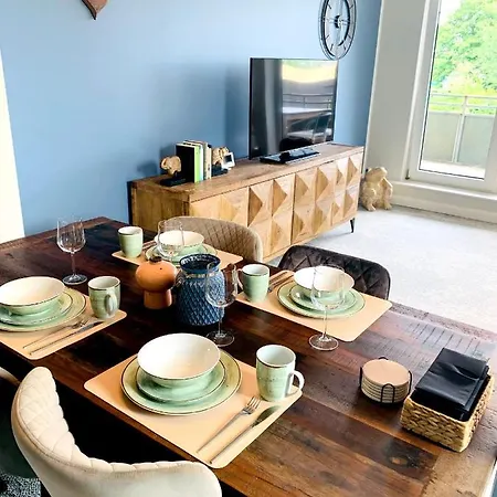 Besotel Mettmann- 20 2 Standorte 35 Schlafzimmer 29 Badezimmer 52 Betten Fuer 73 Gaeste 4* Mettmann