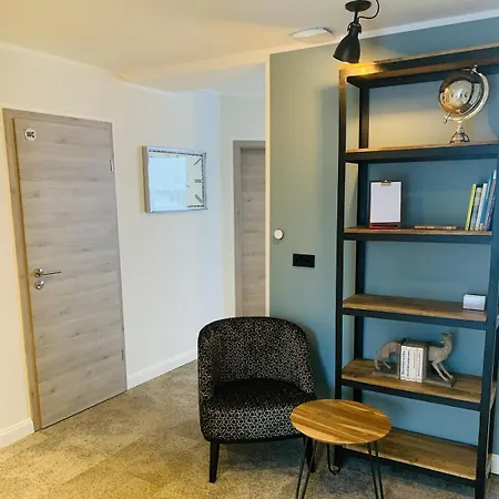 Hotel apartamentowy Besotel Mettmann- 20 2 Standorte 35 Schlafzimmer 29 Badezimmer 52 Betten Fuer 73 Gaeste 4*