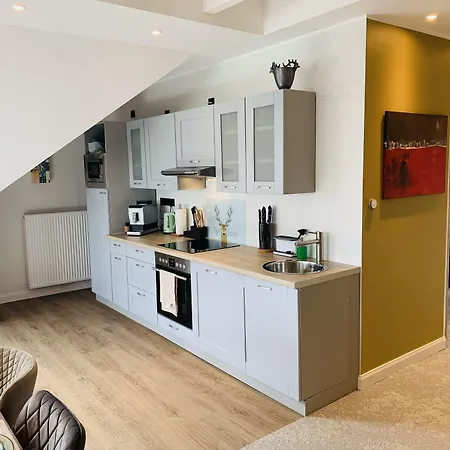 Besotel Mettmann-schicke Oder Nähe Golfplatz Gruiten Und Neandertal Mit Glasfaser Wlan Und Parkplatz-viele Schlafzimmer Mit Bad En 4* Mettmann
