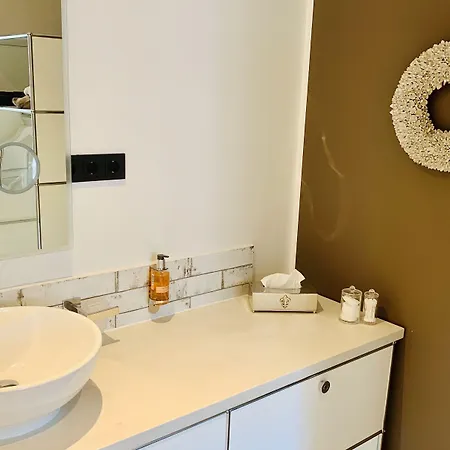 Besotel Mettmann- 20 2 Standorte 35 Schlafzimmer 29 Badezimmer 52 Betten Fuer 73 Gaeste Hotel apartamentowy Mettmann