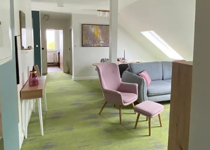 Besotel Mettmann- 20 2 Standorte 35 Schlafzimmer 29 Badezimmer 52 Betten Fuer 73 Gaeste Aparthotel 4*