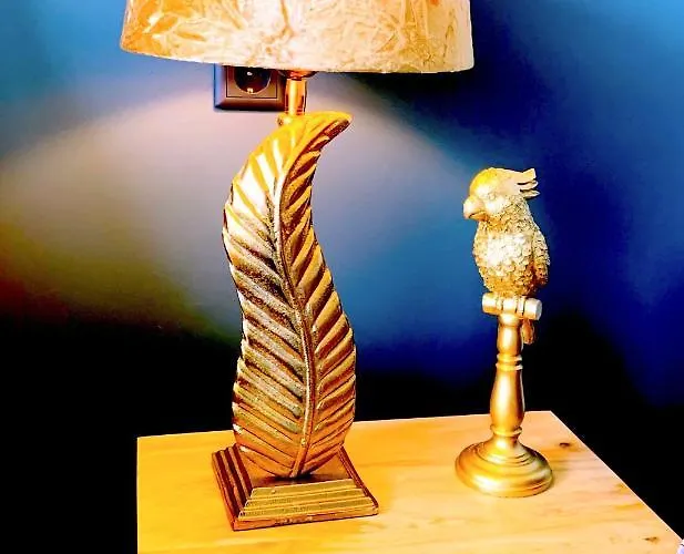 Besotel Mettmann- 20 2 Standorte 35 Schlafzimmer 29 Badezimmer 52 Betten Fuer 73 Gaeste 4* 梅特曼