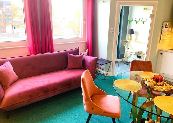 Aparthotel Besotel Mettmann- 20 2 Standorte 35 Schlafzimmer 29 Badezimmer 52 Betten Fuer 73 Gaeste