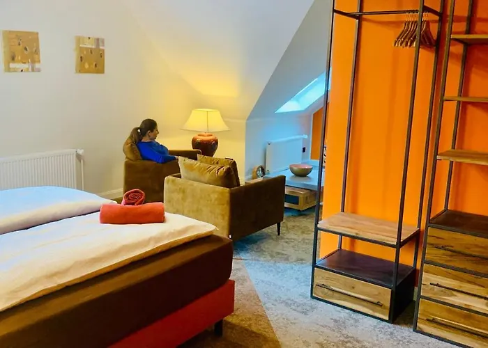 Besotel Mettmann- 20 2 Standorte 35 Schlafzimmer 29 Badezimmer 52 Betten Fuer 73 Gaeste 公寓式酒店