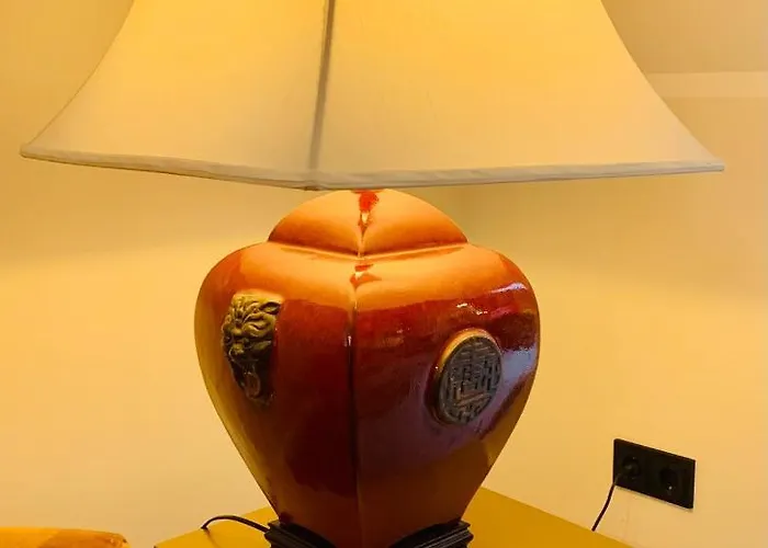 Besotel Mettmann- 20 2 Standorte 35 Schlafzimmer 29 Badezimmer 52 Betten Fuer 73 Gaeste