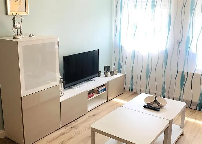 Besotel Mettmann- 20 2 Standorte 35 Schlafzimmer 29 Badezimmer 52 Betten Fuer 73 Gaeste Mettmann