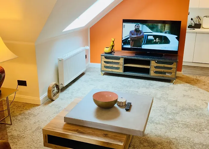 公寓式酒店 Besotel Mettmann- 20 2 Standorte 35 Schlafzimmer 29 Badezimmer 52 Betten Fuer 73 Gaeste 梅特曼