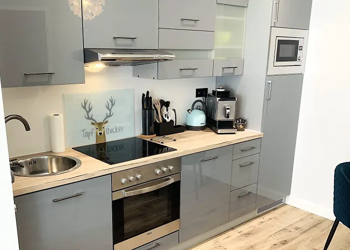 Besotel Mettmann- 20 2 Standorte 35 Schlafzimmer 29 Badezimmer 52 Betten Fuer 73 Gaeste Aparthotel