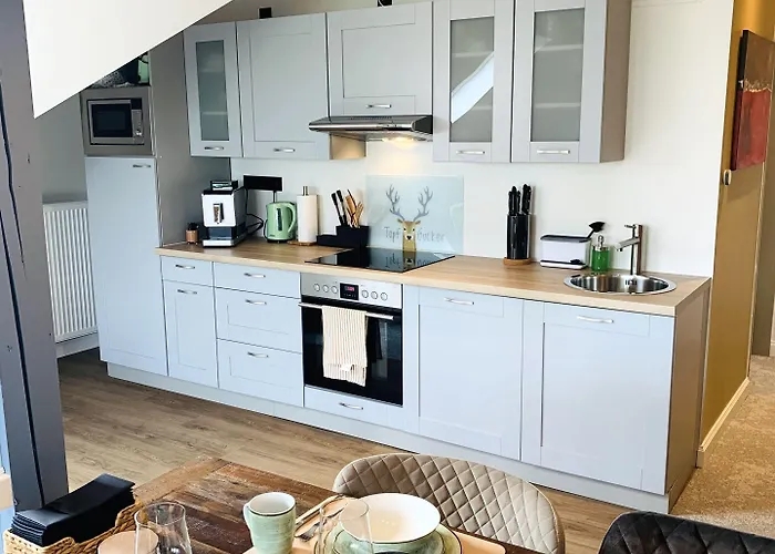 公寓式酒店 Besotel Mettmann- 20 2 Standorte 35 Schlafzimmer 29 Badezimmer 52 Betten Fuer 73 Gaeste 4*